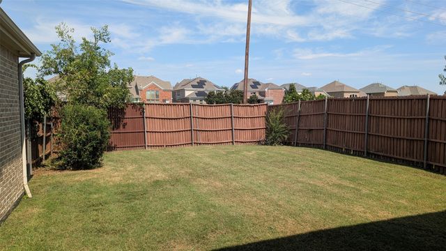 4221 Crestfield Drive, Richardson, TX 75082
