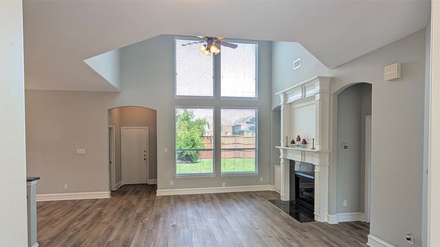 4221 Crestfield Drive, Richardson, TX 75082