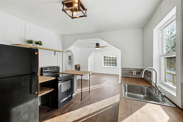 6946 S Lakeview Avenue, Idlewild, MI 49642