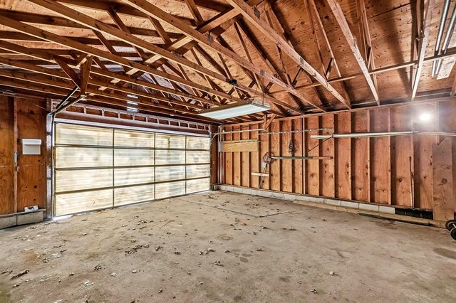 6946 S Lakeview Avenue, Idlewild, MI 49642