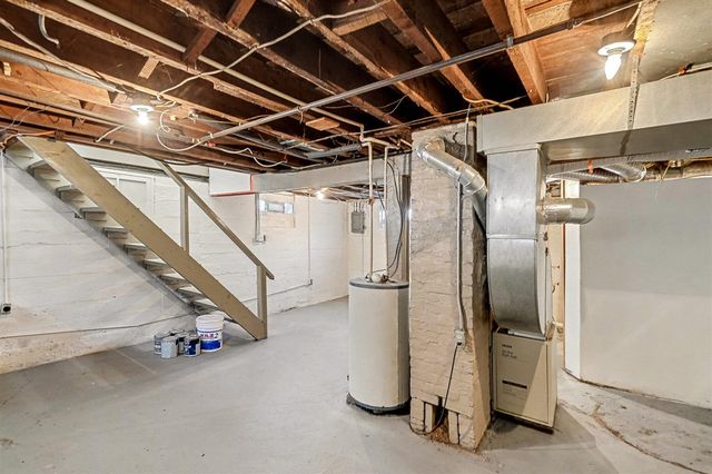 6946 S Lakeview Avenue, Idlewild, MI 49642