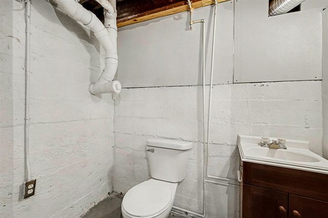 6946 S Lakeview Avenue, Idlewild, MI 49642