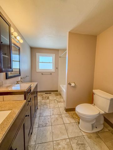 6208 Hilyard Avenue, Klamath Falls, OR 97603