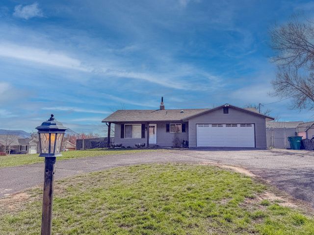 6208 Hilyard Avenue, Klamath Falls, OR 97603