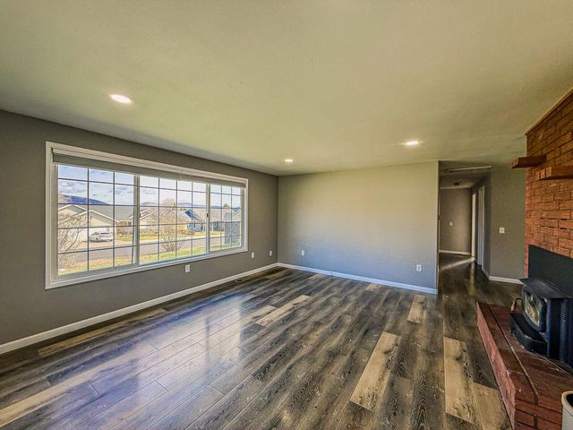 6208 Hilyard Avenue, Klamath Falls, OR 97603