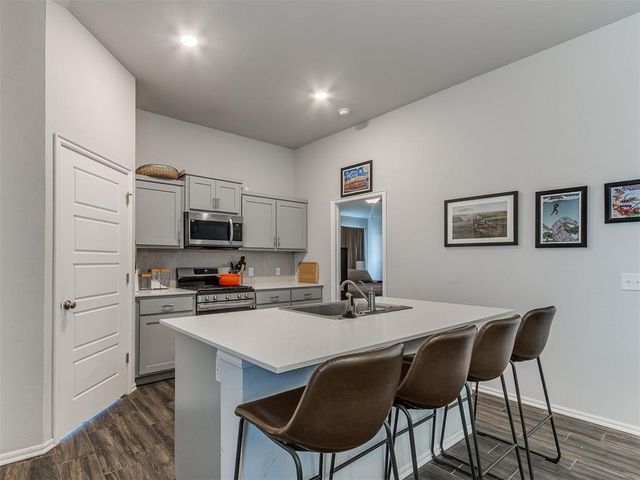 3700 Central Park Drive, Moore, OK 73160