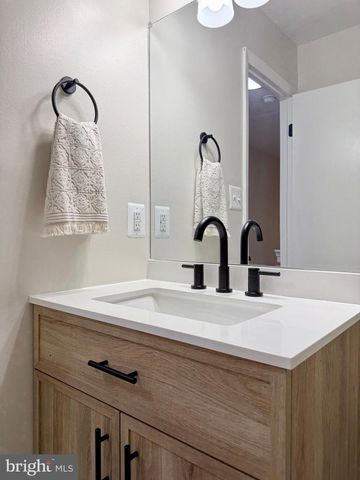 1020 DORSET DR, Waldorf, MD 20602