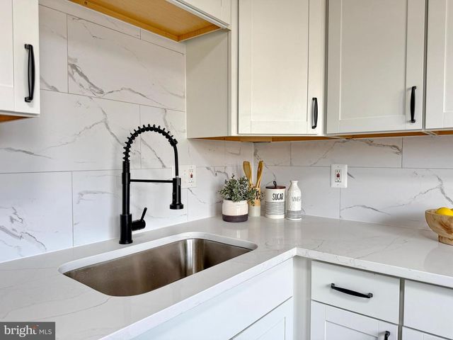 1020 DORSET DR, Waldorf, MD 20602