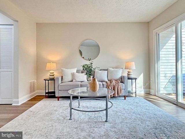 1020 DORSET DR, Waldorf, MD 20602