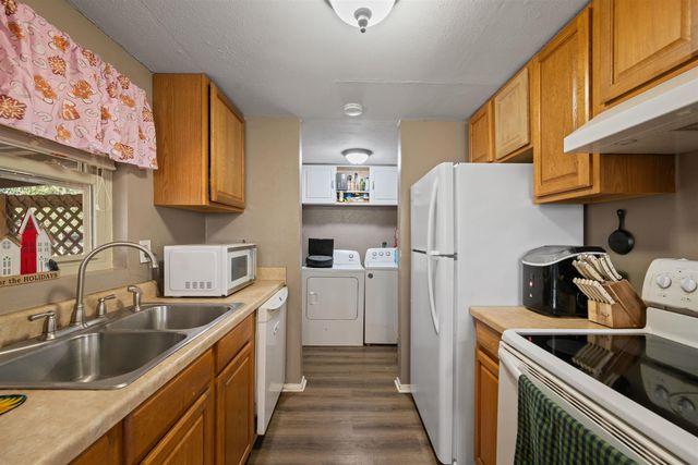 3015 S Henderson Blvd, Kilgore, TX 75662