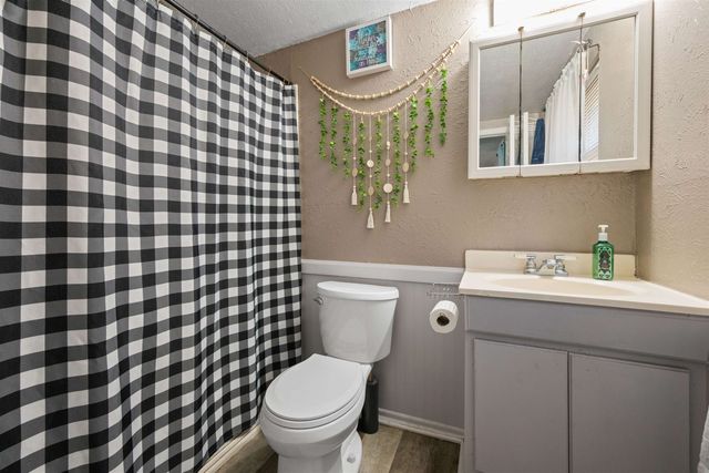 3015 S Henderson Blvd, Kilgore, TX 75662