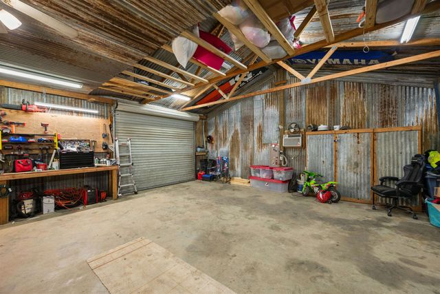 3015 S Henderson Blvd, Kilgore, TX 75662