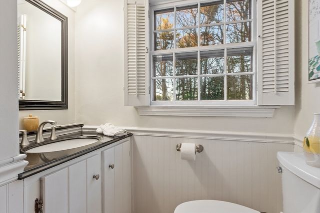 26 Monument Hill Road, Chelmsford, MA 01824