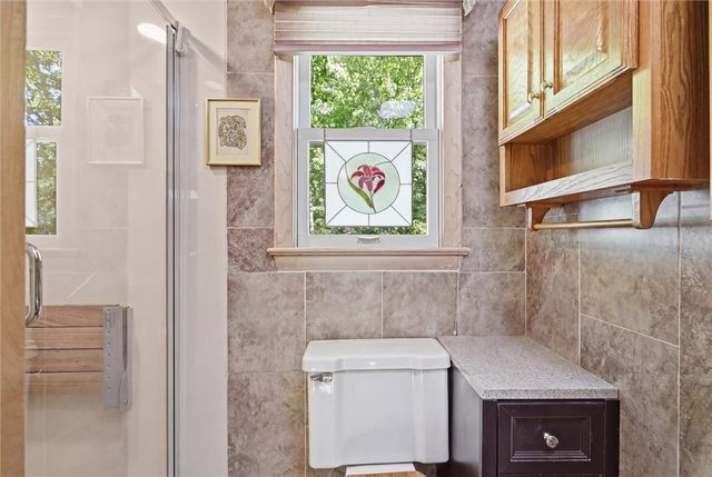 107 Jeanine Ct., Trafford, PA 15085