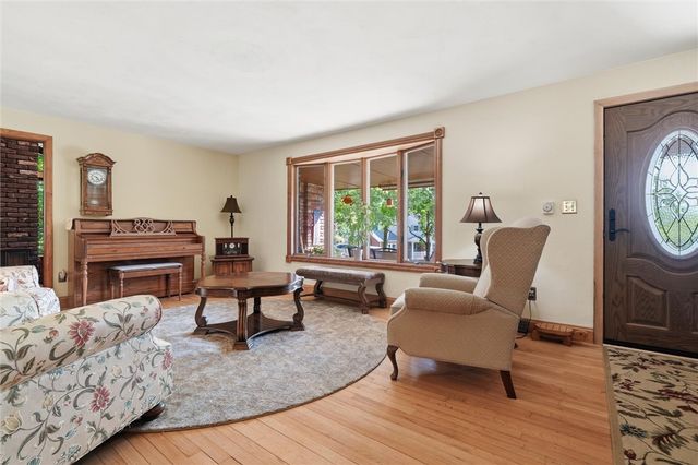 107 Jeanine Ct., Trafford, PA 15085