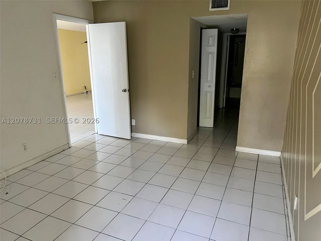 2017 NW 46th Ave A408, Lauderhill, FL 33313