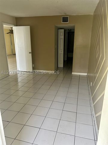 2017 NW 46th Ave A408, Lauderhill, FL 33313
