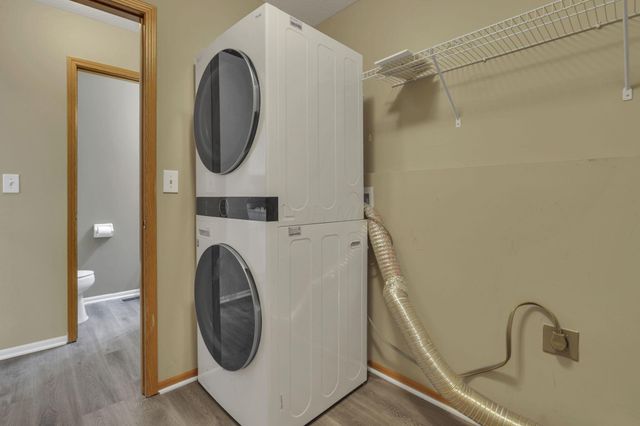 7015 Onyxbluff Lane, Blacklick, OH 43004