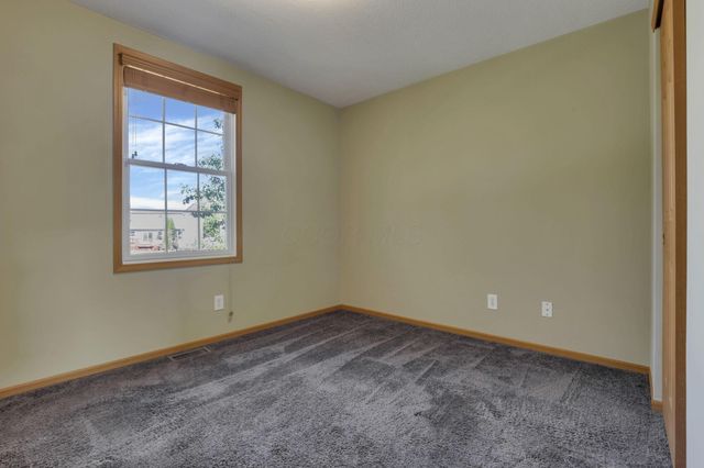 7015 Onyxbluff Lane, Blacklick, OH 43004