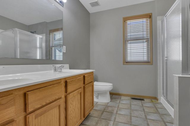 7015 Onyxbluff Lane, Blacklick, OH 43004