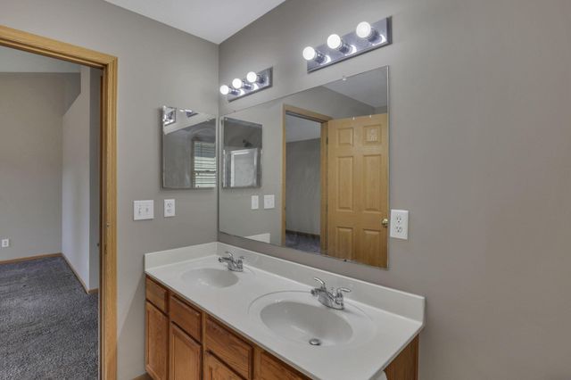 7015 Onyxbluff Lane, Blacklick, OH 43004