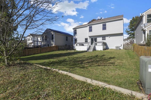 7015 Onyxbluff Lane, Blacklick, OH 43004