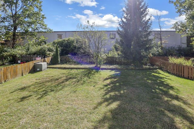 7015 Onyxbluff Lane, Blacklick, OH 43004