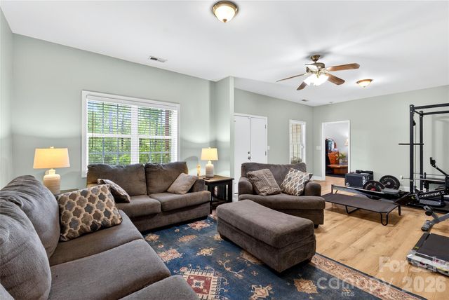 133 Hidden Ridge Drive, Spartanburg, SC 29301