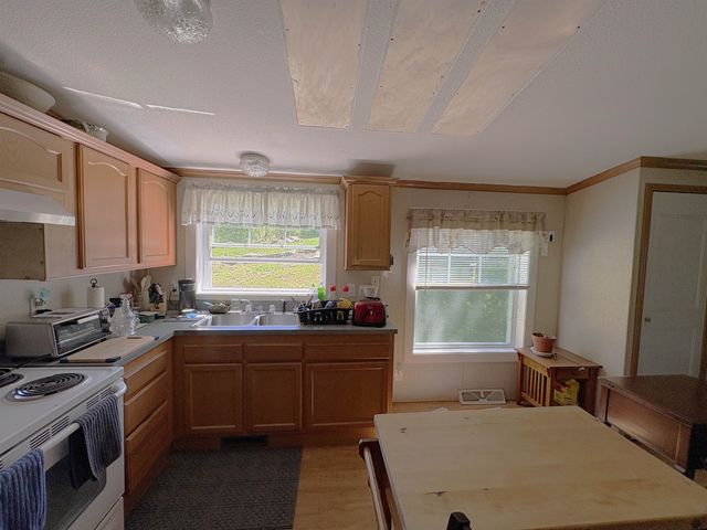 396 Rand Road, Randolph, VT 05061