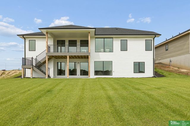 10809 S 219th Avenue, Gretna, NE 68028