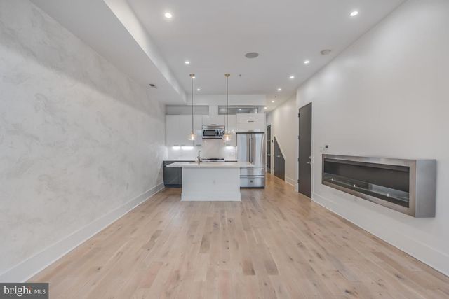 820 KENNEDY ST NW #4, Washington, DC 20011