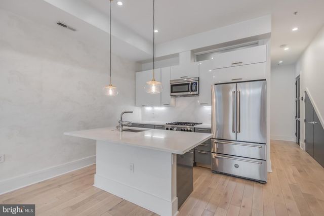 820 KENNEDY ST NW #4, Washington, DC 20011