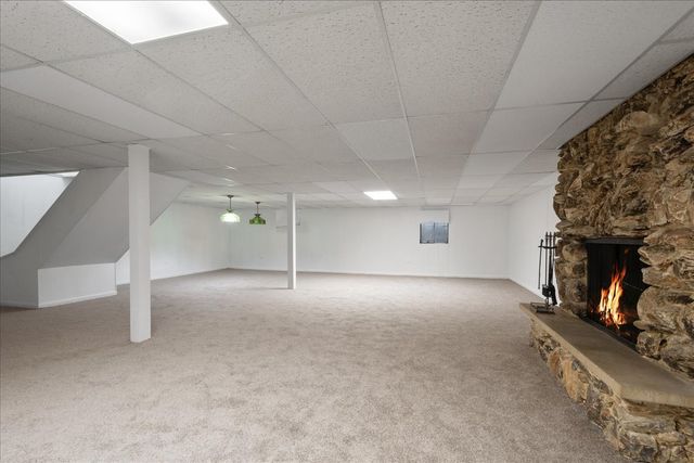 2821 Covert Road, Glenview, IL 60025