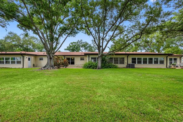 12200 VONN ROAD 6B, Largo, FL 33774