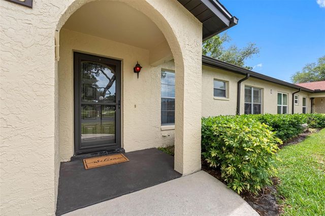 12200 VONN ROAD 6B, Largo, FL 33774