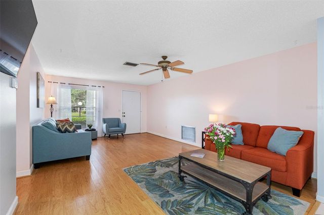 12200 VONN ROAD 6B, Largo, FL 33774