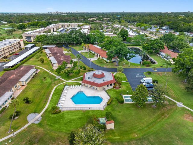 12200 VONN ROAD 6B, Largo, FL 33774