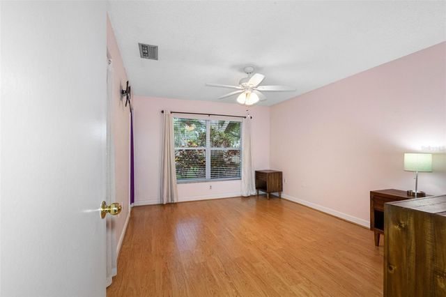 12200 VONN ROAD 6B, Largo, FL 33774