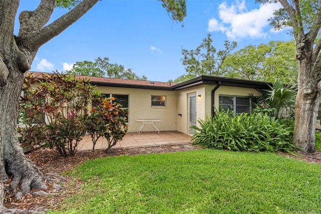 12200 VONN ROAD 6B, Largo, FL 33774