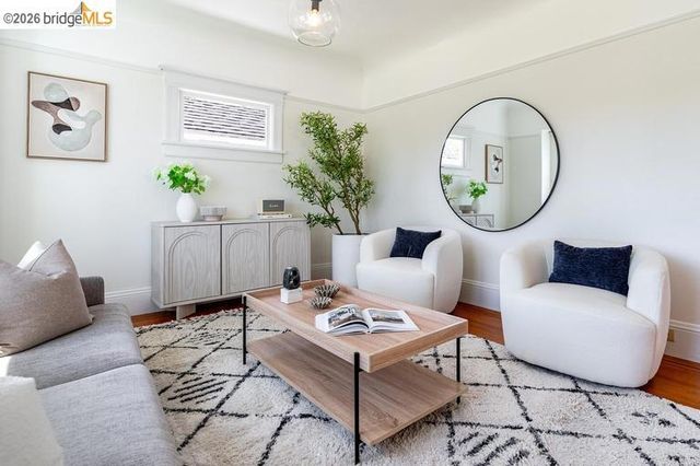 852 46Th St, Oakland, CA 94608