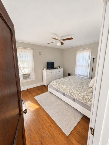 214 Norway Ave, Huntington, WV 25705