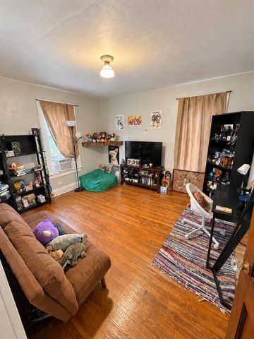 214 Norway Ave, Huntington, WV 25705