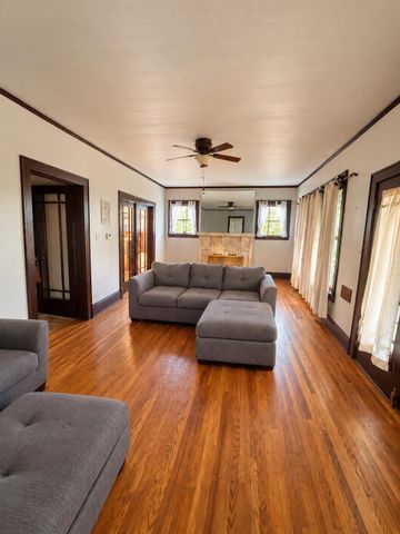 214 Norway Ave, Huntington, WV 25705
