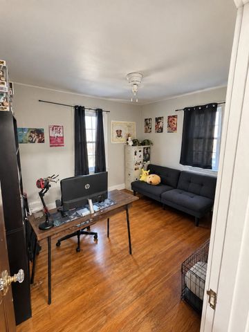 214 Norway Ave, Huntington, WV 25705