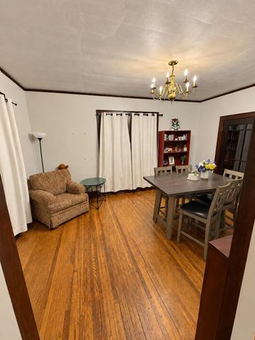 214 Norway Ave, Huntington, WV 25705