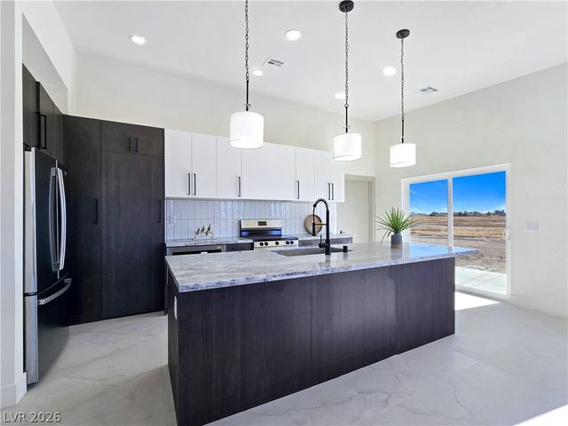 181 Comstock Avenue, Pahrump, NV 89048