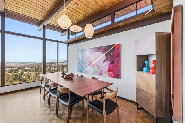 410 Conil Way, Portola Valley, CA 94028