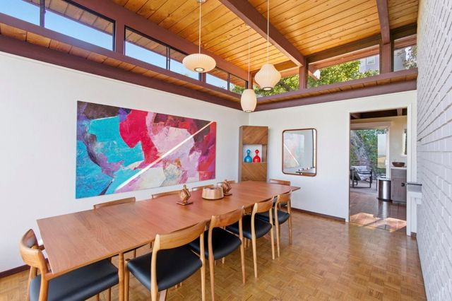 410 Conil Way, Portola Valley, CA 94028