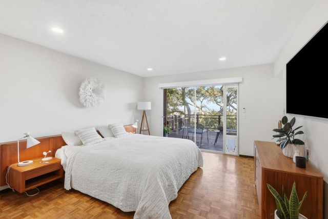 410 Conil Way, Portola Valley, CA 94028