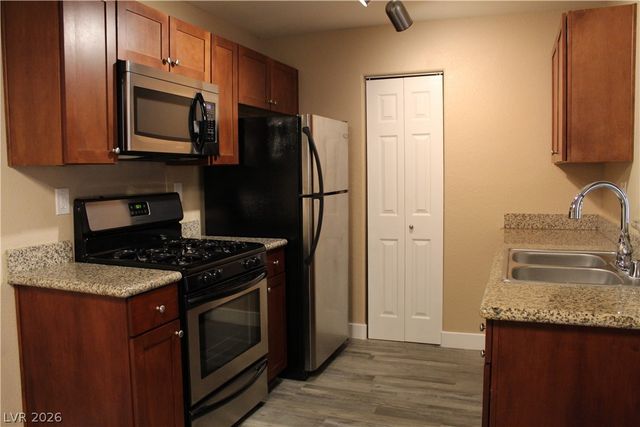 2120 Ramrod Avenue 222, Henderson, NV 89014